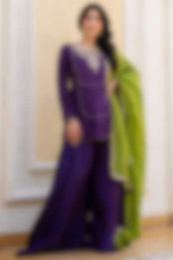 Purple Upada Silk Handwork Kurta Set by House Of Jamoti at Pernia's Pop Up Shop