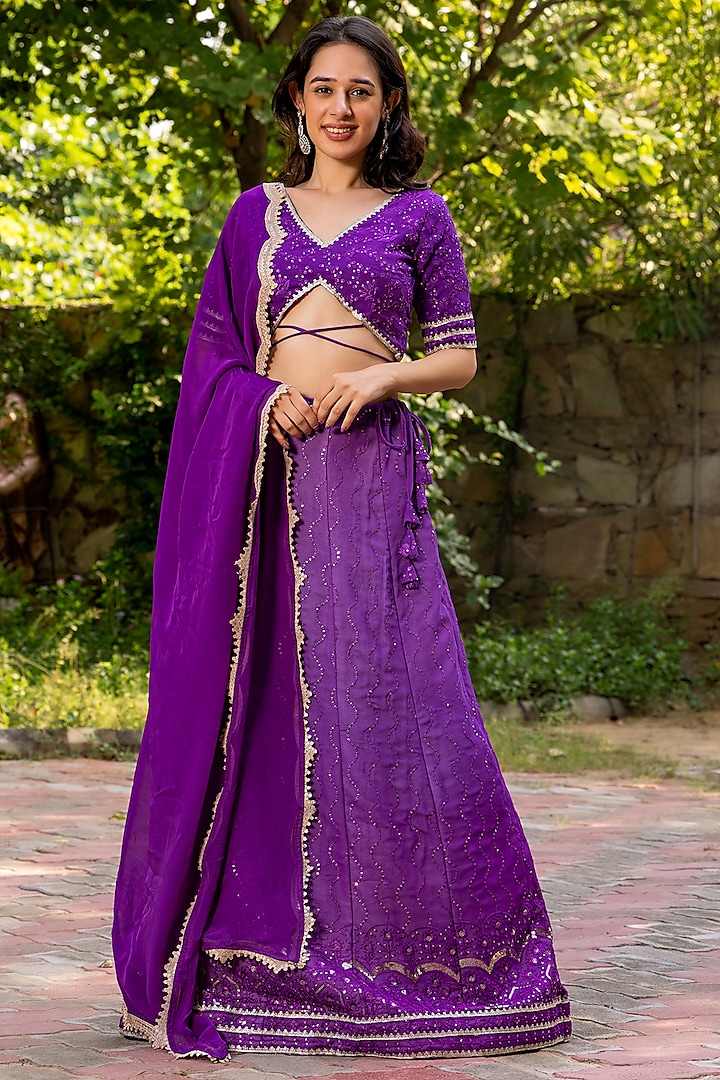 Violet Georgette Embroidered Lehenga Set by House Of Jamoti at Pernia's Pop Up Shop