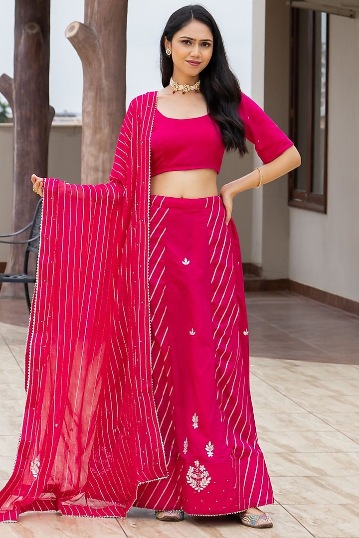 Pink Silk Blend Gota Patti Lehenga Set by House Of Jamoti at Pernia's Pop Up Shop