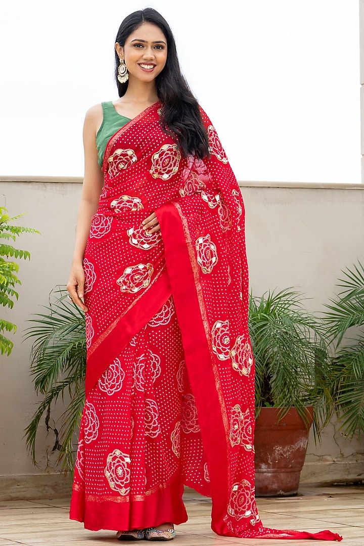 Red Georgette Bandhani Printed Festive Saree Set by House Of Jamoti at Pernia's Pop Up Shop