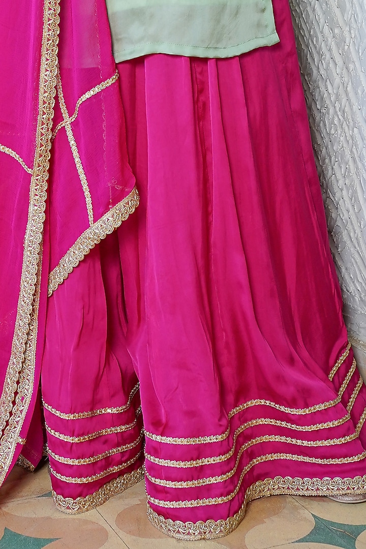 Pink Muslin Sharara Set by House Of Jamoti at Pernia's Pop Up Shop