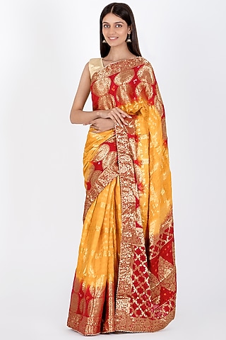 Red Hand-Dyed Bandhani Saree Set by House Of Jamoti