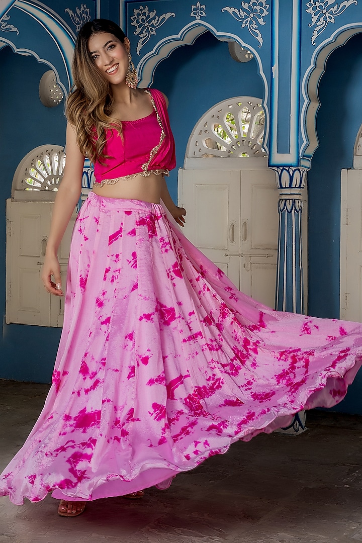 Pink Hand Tie-Dyed Lehenga Set by House Of Jamoti