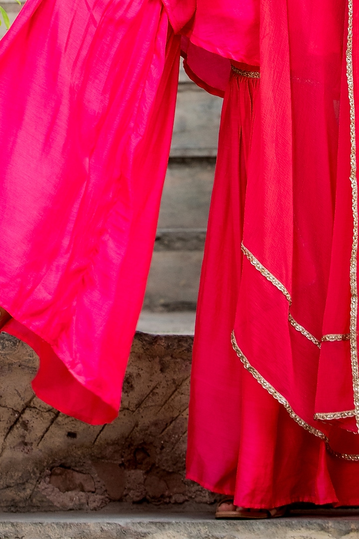 Pink Silk Sharara Set by House Of Jamoti at Pernia's Pop Up Shop