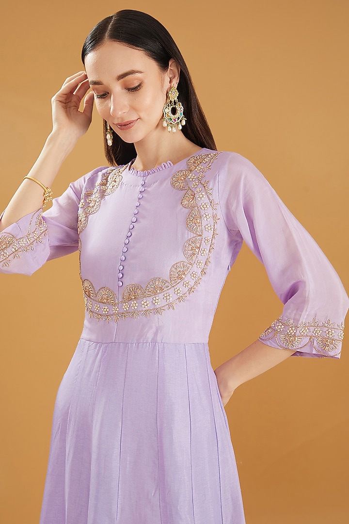 Lilac Upada Silk Handwork Umbrella Gown by House Of Jamoti at Pernia's Pop  Up Shop 2026