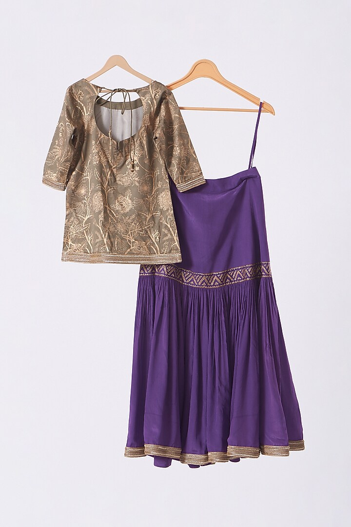 Purple Embroidered Lehenga Set For Girls by Moledro - kids at Pernia's Pop Up Shop