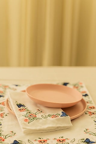 White Floral Embroidered Table Napkins (Set of 4) by Merak Accessories