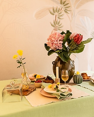 Green & Cream Cotton Table Runner With Mats by Merak Accessories