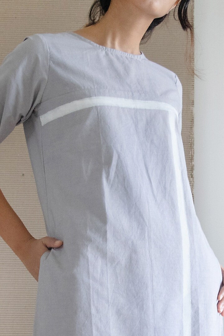 Grey Printed High-Low Tunic by Merakus at Pernia's Pop Up Shop
