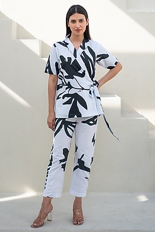 Black & White Cotton Digital Printed Co-Ord Set by Merakus