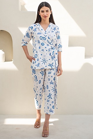 White & Blue Cotton Doodle Digital Printed Co-Ord Set by Merakus