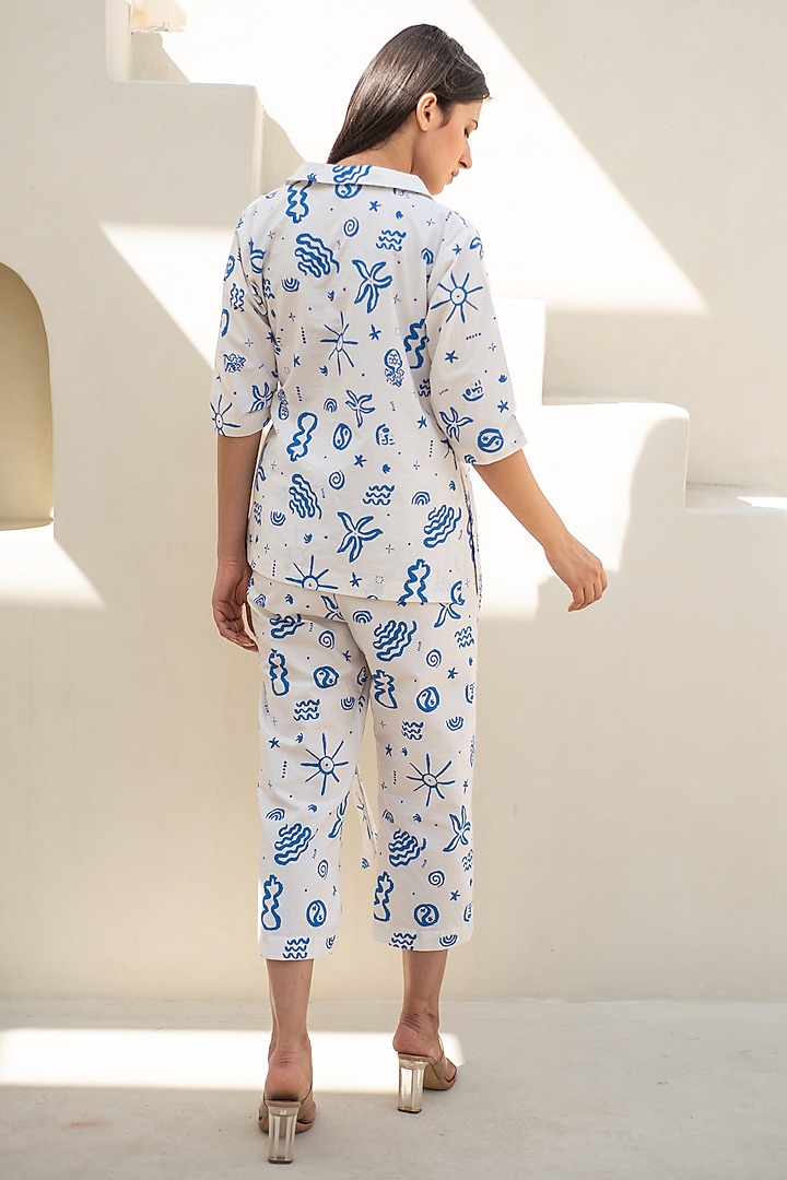 White & Blue Cotton Doodle Digital Printed Co-Ord Set by Merakus at Pernia's Pop Up Shop