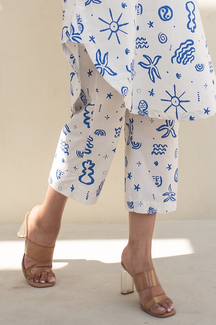White & Blue Cotton Doodle Digital Printed Tunic Set by Merakus at Pernia's Pop Up Shop