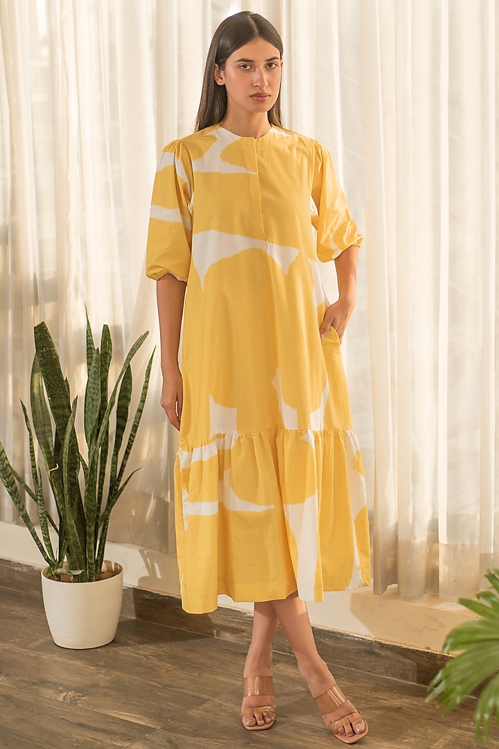 Yellow Cotton Poplin Printed Flared Dress by Merakus