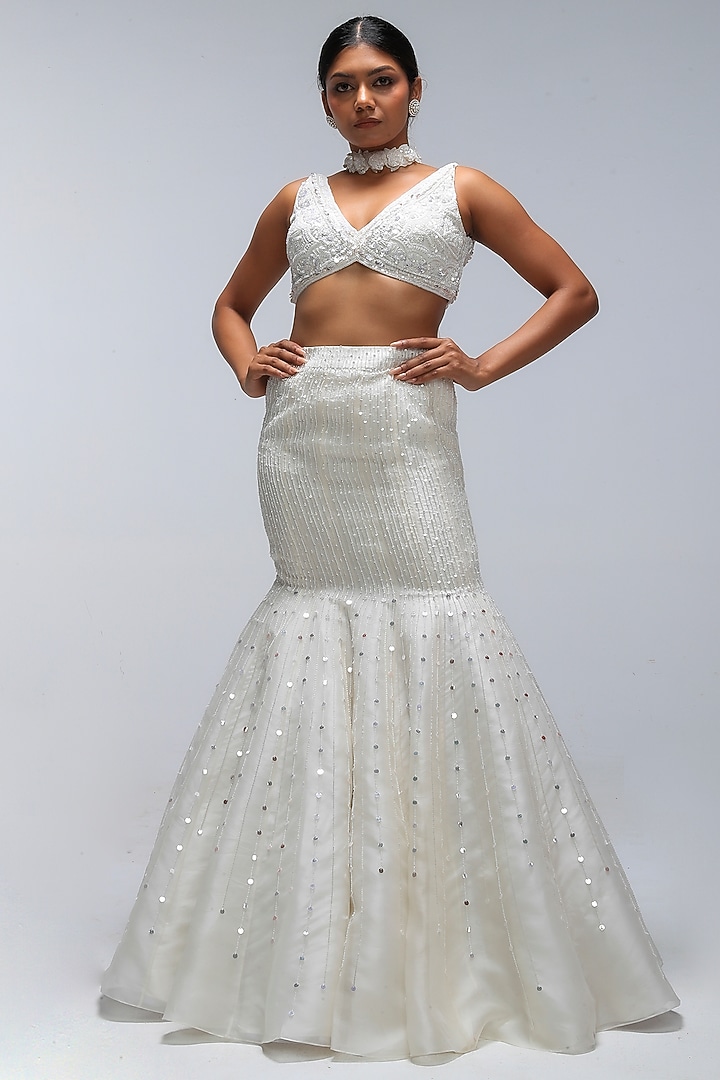 Ivory Illume Pure Silk Embellished Fish-Cut Wedding Lehenga Set by Mirroir at Pernia's Pop Up Shop