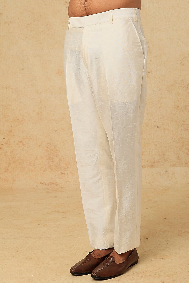 Peach Cotton Silk Bundi Jacket With Kurta Set by Mirroir Men at Pernia's Pop Up Shop