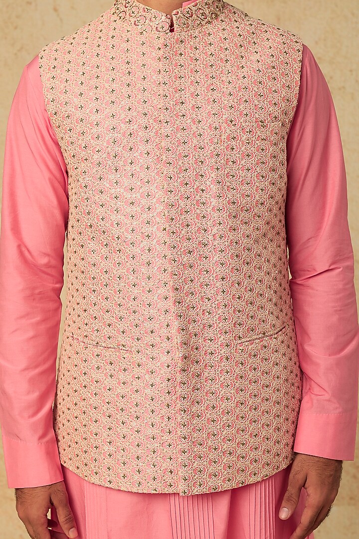 Light Pink Cotton Silk Bundi Jacket With Kurta Set by Mirroir Men at Pernia's Pop Up Shop