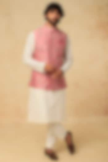 Rose Pink Cotton Silk Bundi Jacket With Kurta Set by Mirroir Men