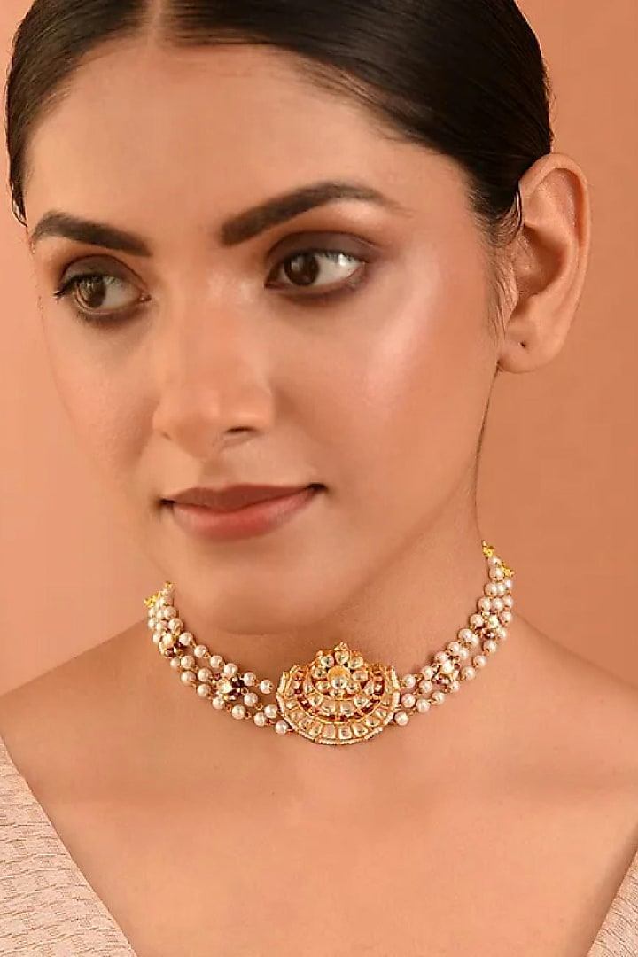 Gold Finish Kundan Polki Choker Necklace by Maisara Jewelry