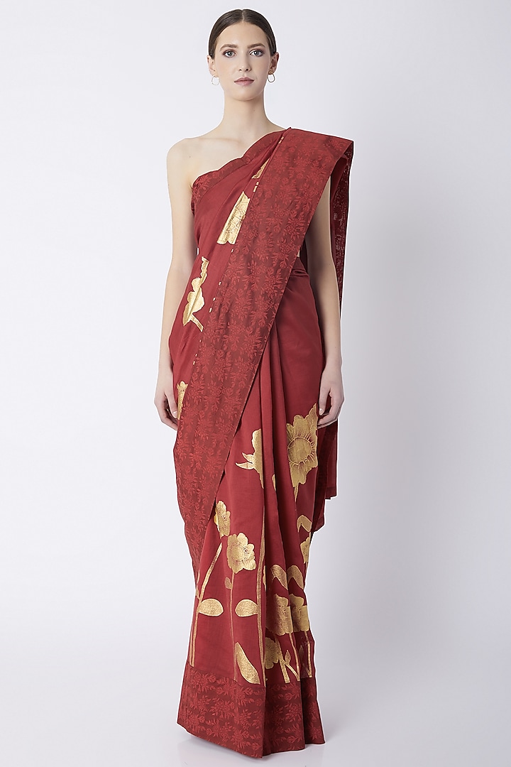 Scarlet Red Foil Printed & Embroidered Saree Set by Masaba
