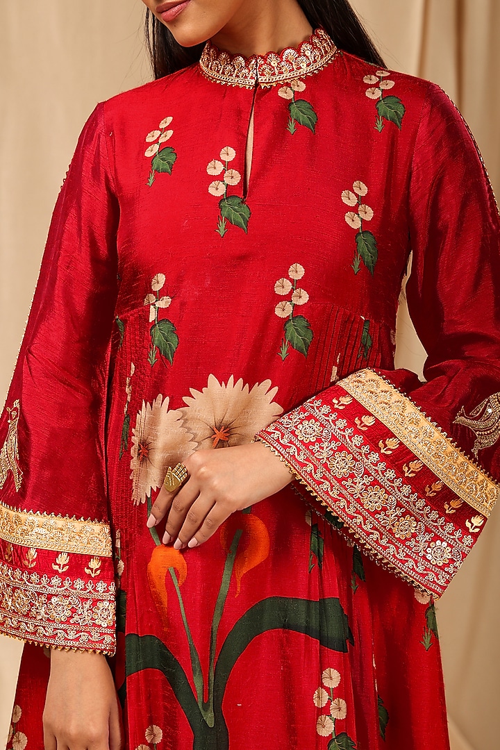 Red Printed & Embellished Kurta Set by Masaba at Pernia's Pop Up Shop