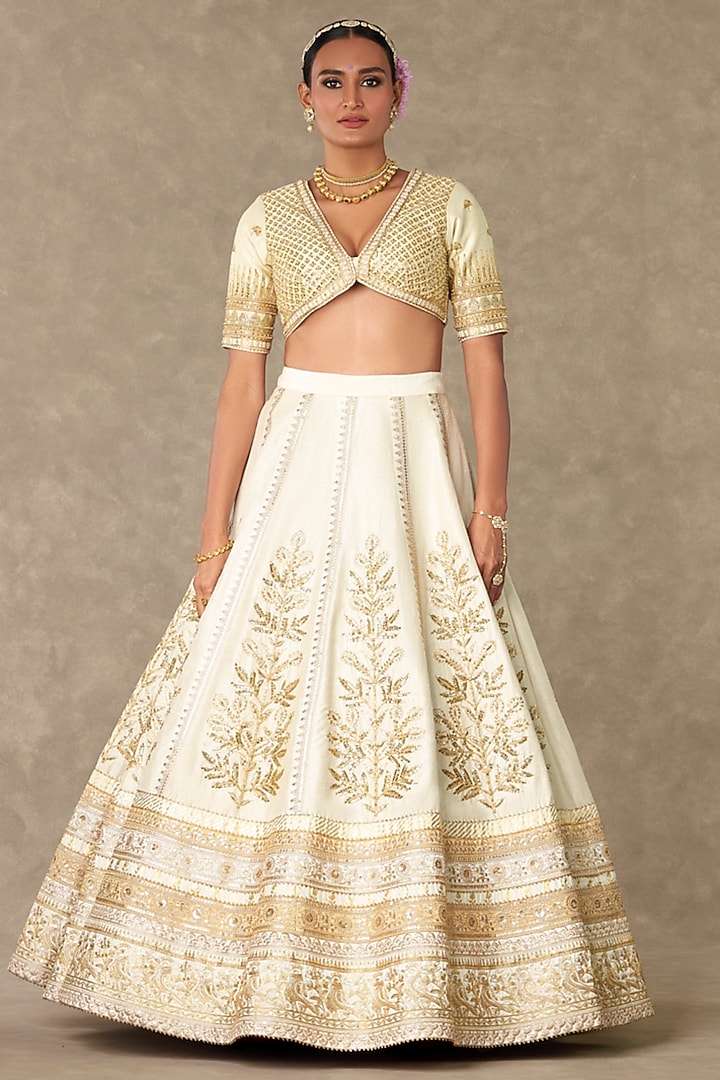 Ivory Raw Silk Bridal Lehenga Set by Masaba at Pernia's Pop Up Shop