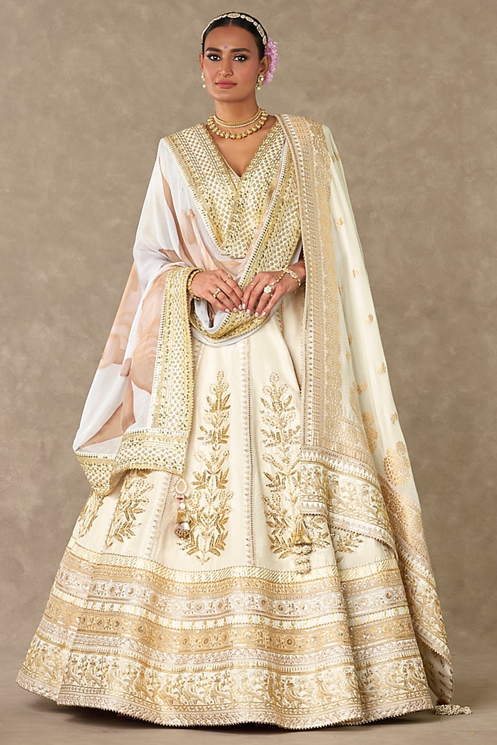 Ivory Raw Silk Bridal Lehenga Set by Masaba at Pernia's Pop Up Shop