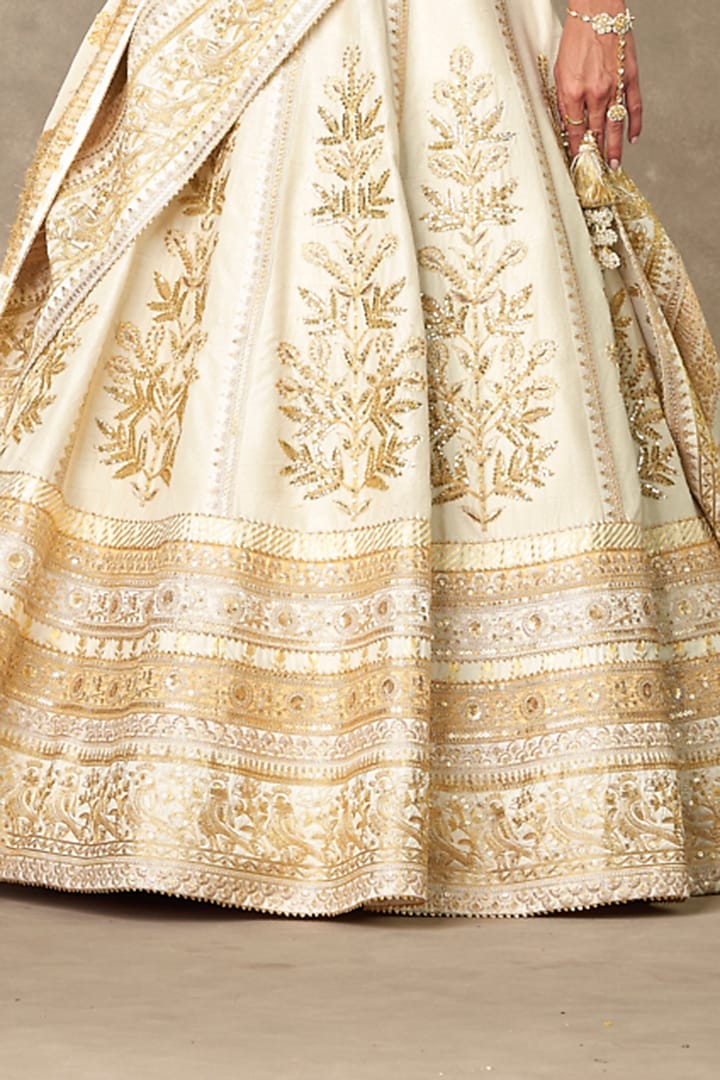 Ivory Raw Silk Bridal Lehenga Set by Masaba at Pernia's Pop Up Shop