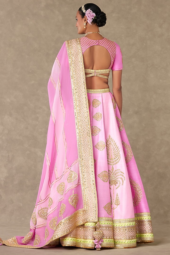 Pink Raw Silk Bridal Lehenga Set by Masaba at Pernia's Pop Up Shop