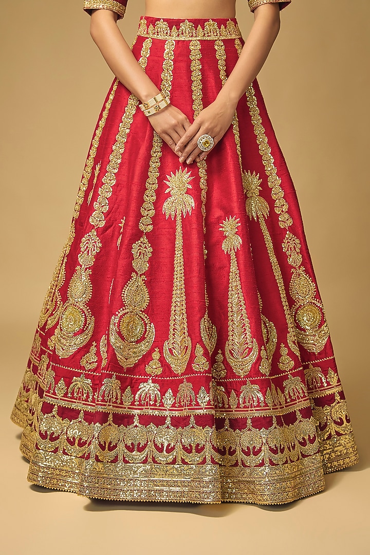 Red Raw Silk Sitara Embroidered Bridal Lehenga Set by Masaba at Pernia's Pop Up Shop