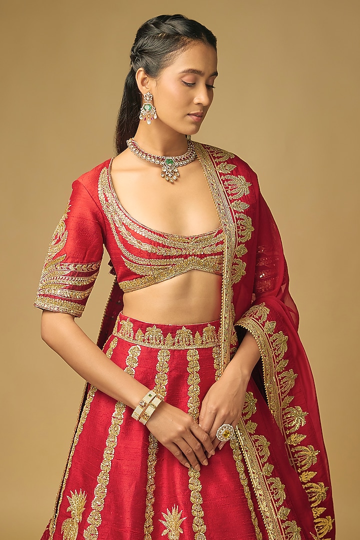 Red Raw Silk Sitara Embroidered Bridal Lehenga Set by Masaba at Pernia's Pop Up Shop