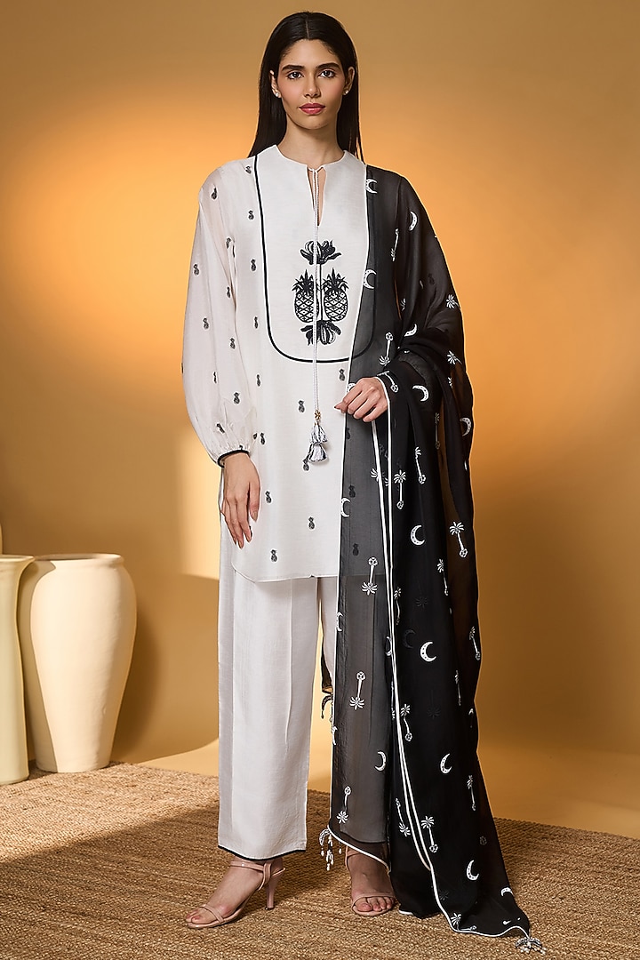 Ivory Raw Silk Embellished & Khadi Printed Kurta Set by Masaba at Pernia's Pop Up Shop
