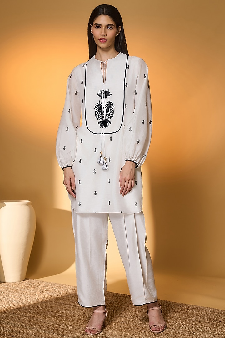 Ivory Raw Silk Embellished & Khadi Printed Kurta Set by Masaba at Pernia's Pop Up Shop