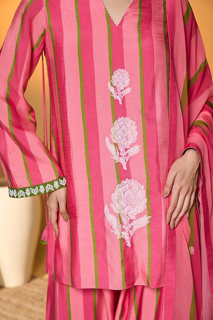 Multi-Colored Raw Silk Embellished Kurta Set by Masaba at Pernia's Pop Up Shop