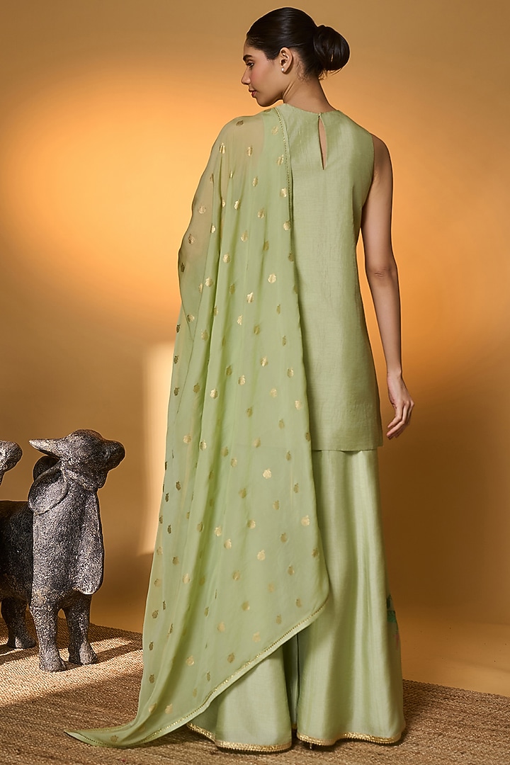 Mint Raw Silk Embroidered Kurta Set by Masaba at Pernia's Pop Up Shop