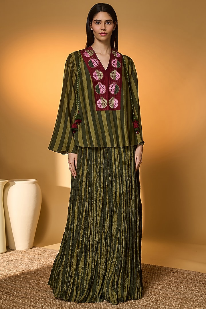 Green Raw Silk Kali Skirt Set by Masaba at Pernia's Pop Up Shop