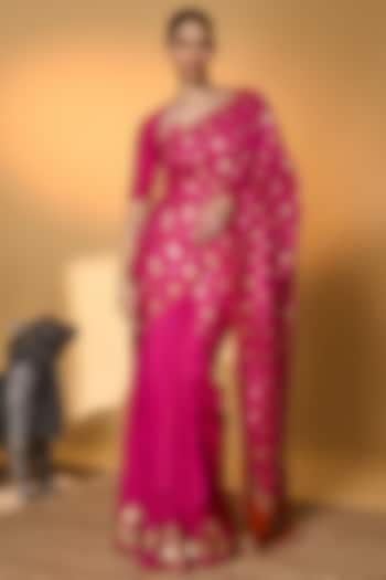 Rani Pink Raw Silk Chand Phool Foil Printed Wedding Saree Set by Masaba at Pernia's Pop Up Shop