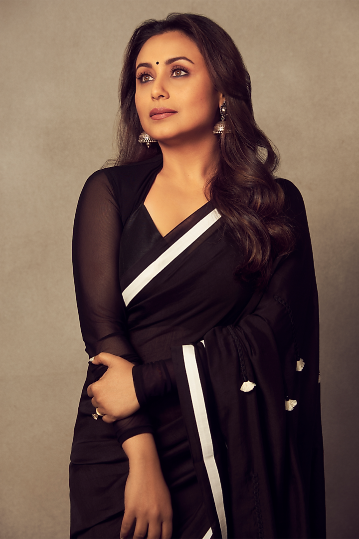 Black Chanderi Mul Printed Saree Set by Masaba at Pernia's Pop Up Shop