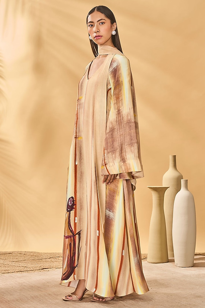 Beige Viscose Crepe Printed Reversible Kaftan by Masaba at Pernia's Pop Up Shop