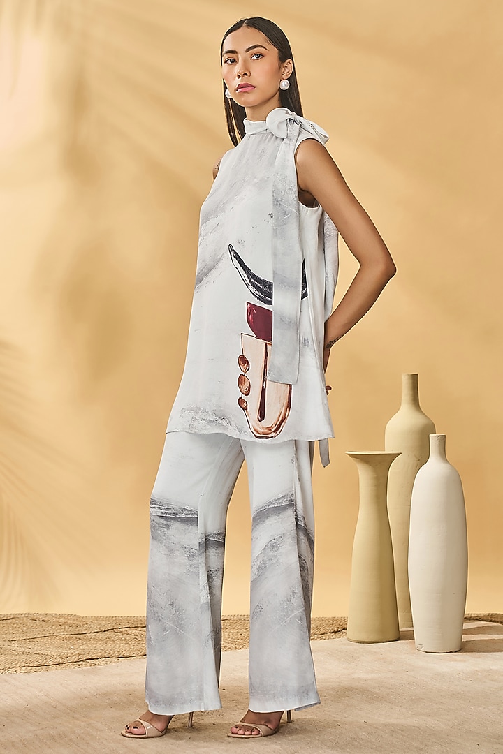 White & Black Crepe Silk Printed A-Line Tunic Set by Masaba at Pernia's Pop Up Shop
