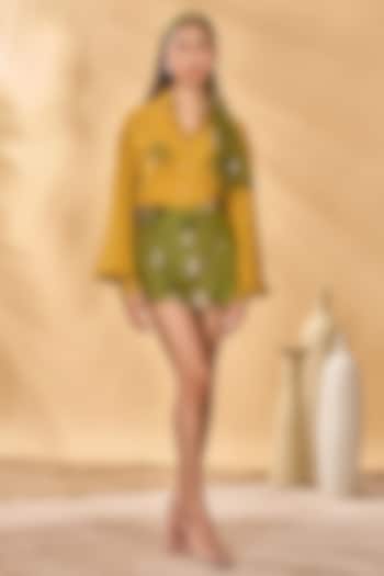 Olive Cotton Linen Printed Skort Set by Masaba at Pernia's Pop Up Shop