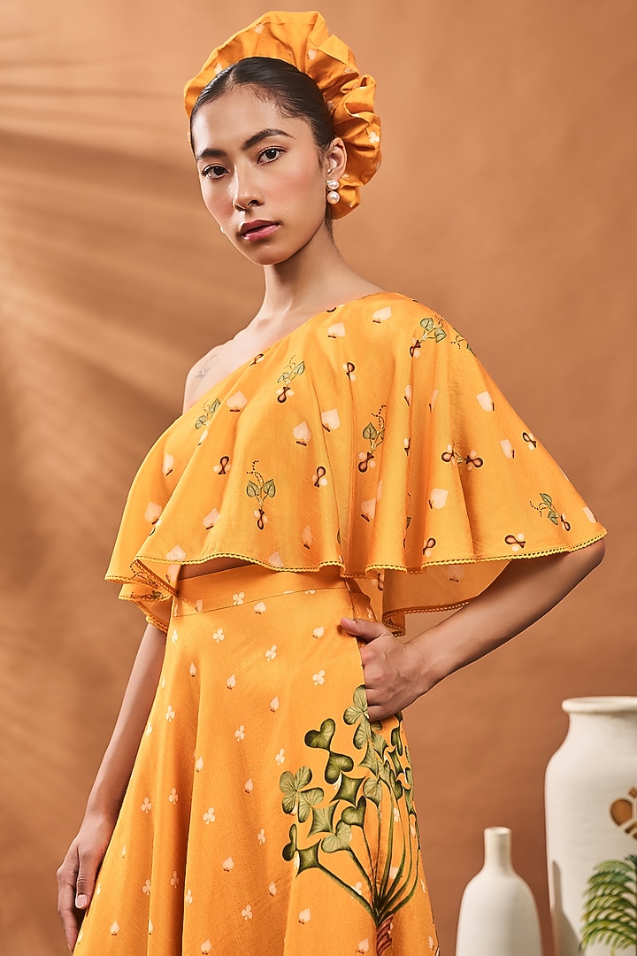 Yellow Raw Silk Digital Printed Circle Skirt Set by Masaba at Pernia's Pop Up Shop