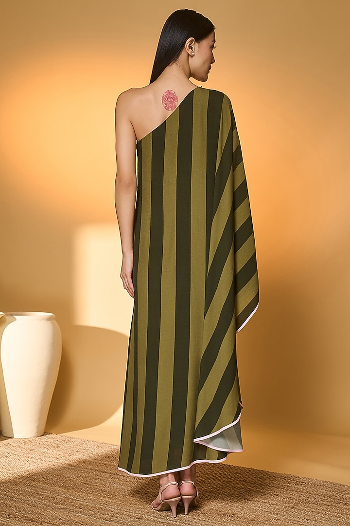Green Crepe Silk Printed One-Shoulder Kaftan by Masaba at Pernia's Pop Up Shop