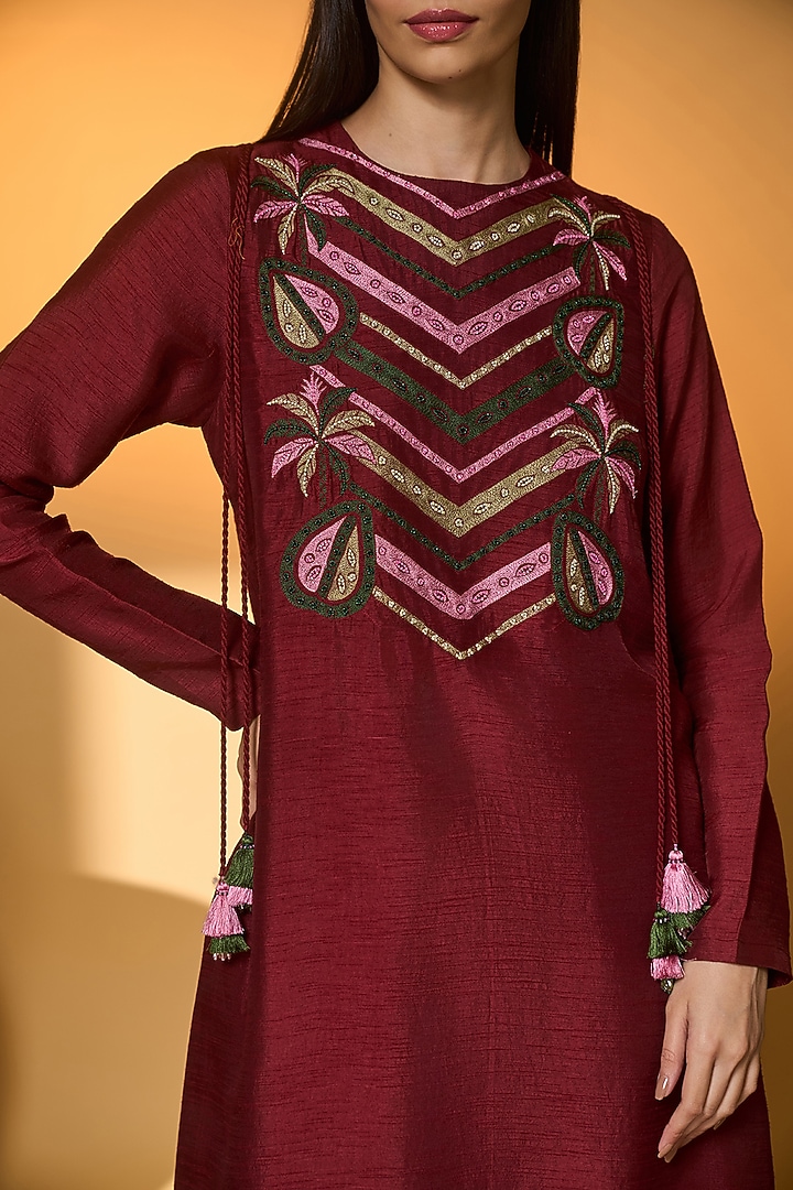 Red Raw Silk Pear Of Tropics Embroidered Kurta Set by Masaba at Pernia's Pop Up Shop