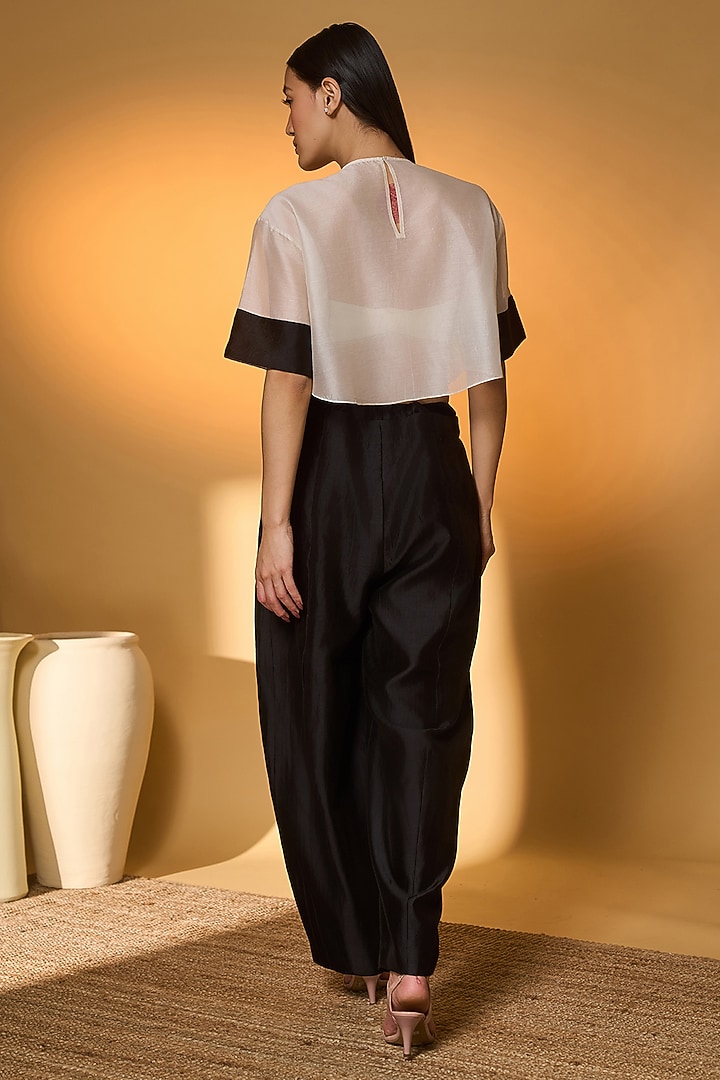 White & Black Chanderi Midnight Snack Co-Ord Set by Masaba at Pernia's Pop Up Shop