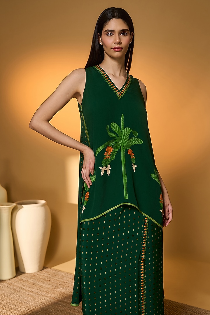 Green Crepe Silk Tropical Printed Veshti Set by Masaba at Pernia's Pop Up Shop