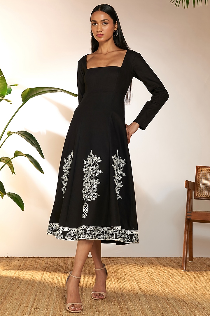 Black Cotton Linen Embroidered Midi Vacation Dress by Masaba at Pernia's Pop Up Shop