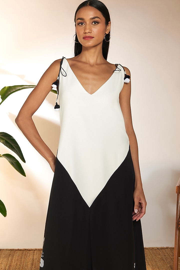 Black & White Crepe Silk Printed Maxi Vacation Dress by Masaba at Pernia's Pop Up Shop