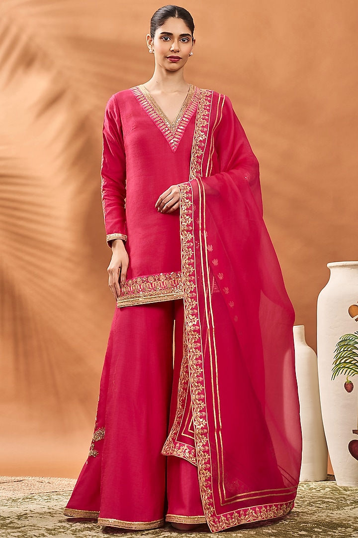 Pink Raw Silk Embellished Kurta Set by Masaba at Pernia's Pop Up Shop