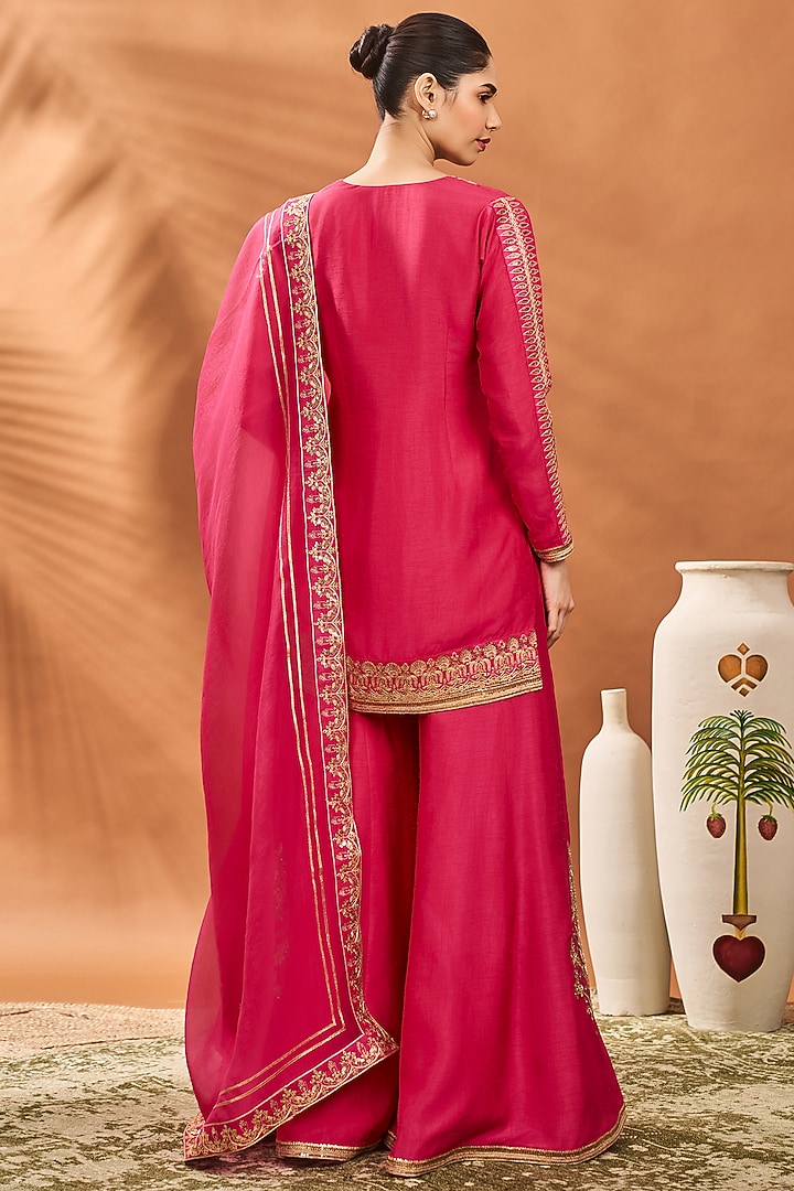 Pink Raw Silk Embellished Kurta Set by Masaba at Pernia's Pop Up Shop